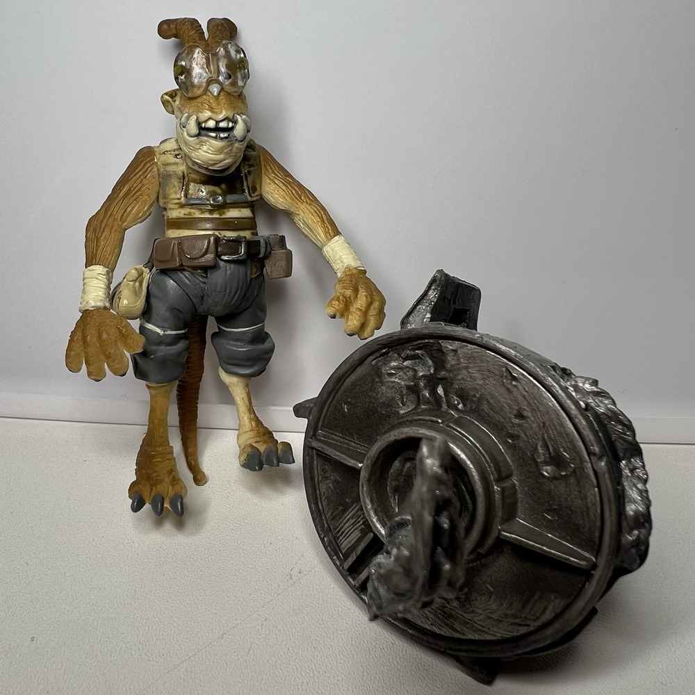 Hasbro 2002 Star Wars Saga Teemto Pagalies #46 Loose